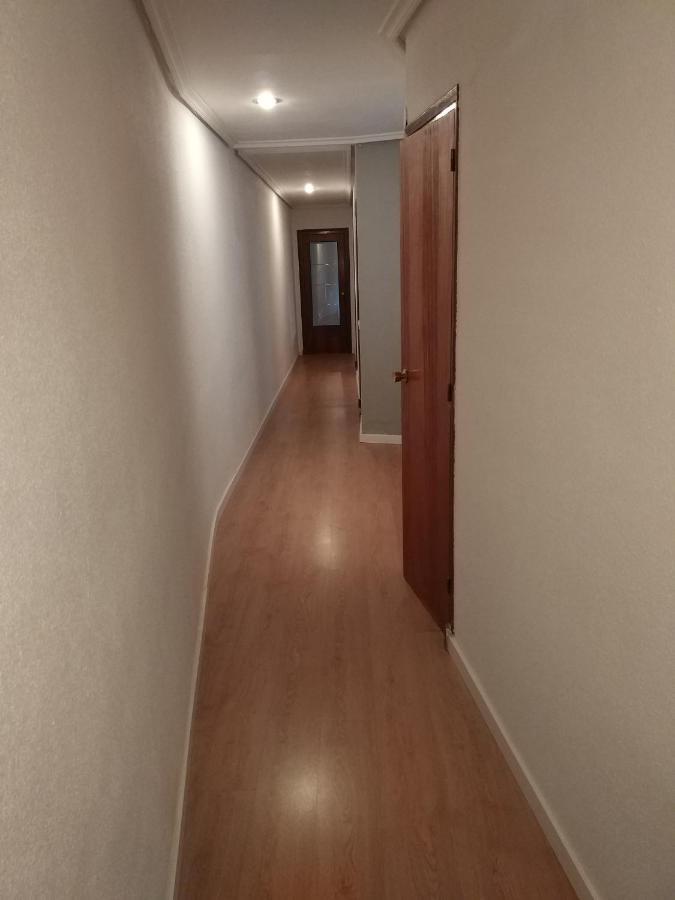 Piso Para Grupos En 洛格罗尼奥 外观 照片